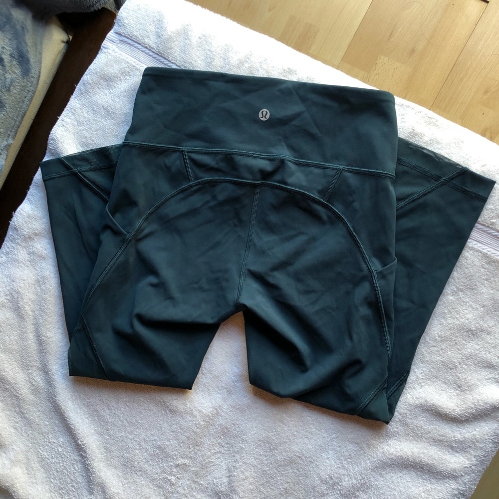 Lululemon Sweat Your Heart Out Crop *21”